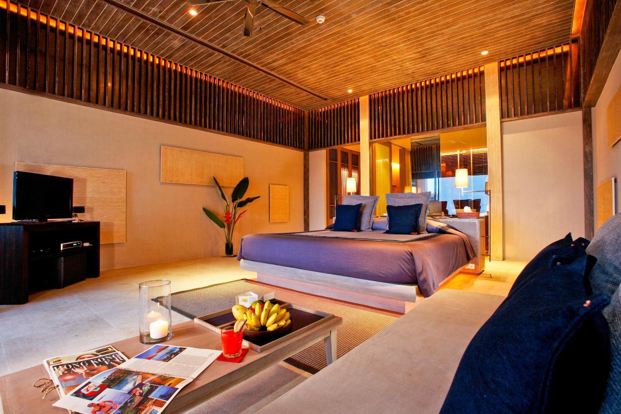 Sri Panwa Phuket Luxury Pool Villa Hotel - Sha Plus Zimmer foto A bedroom at the resort